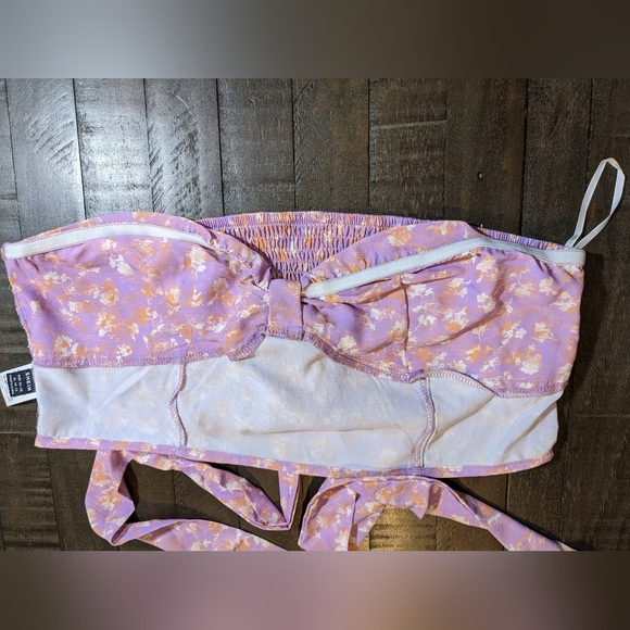 NWOT Floral Print Halter Top XL - Picture 4 of 4